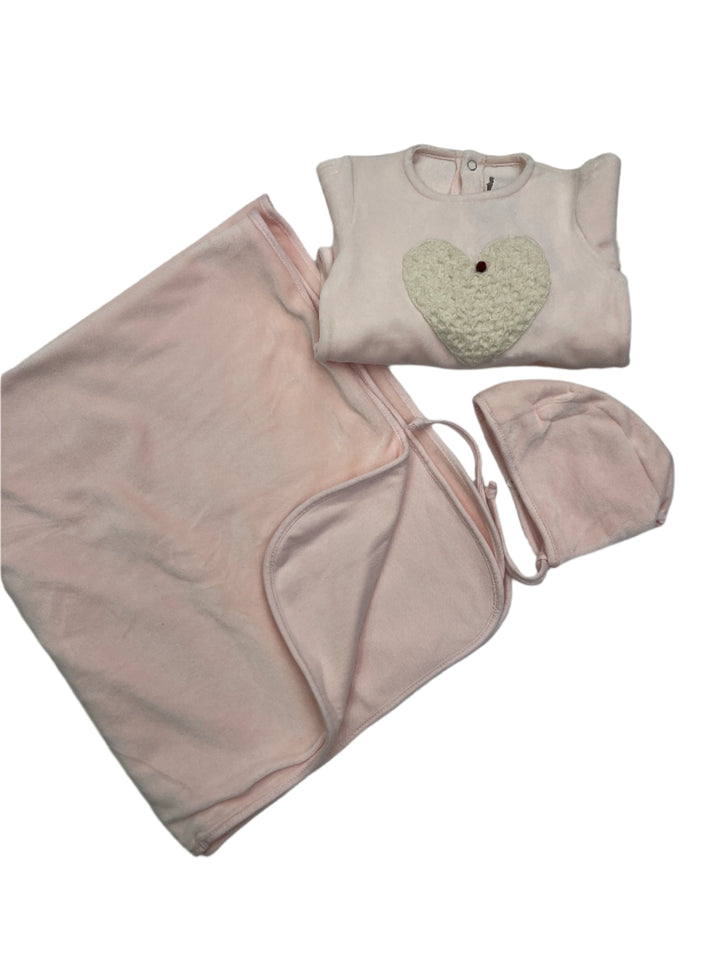 Layette sale 3pc set #59